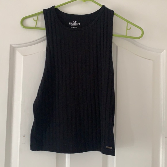 Black basic tank - Picture 1 of 1